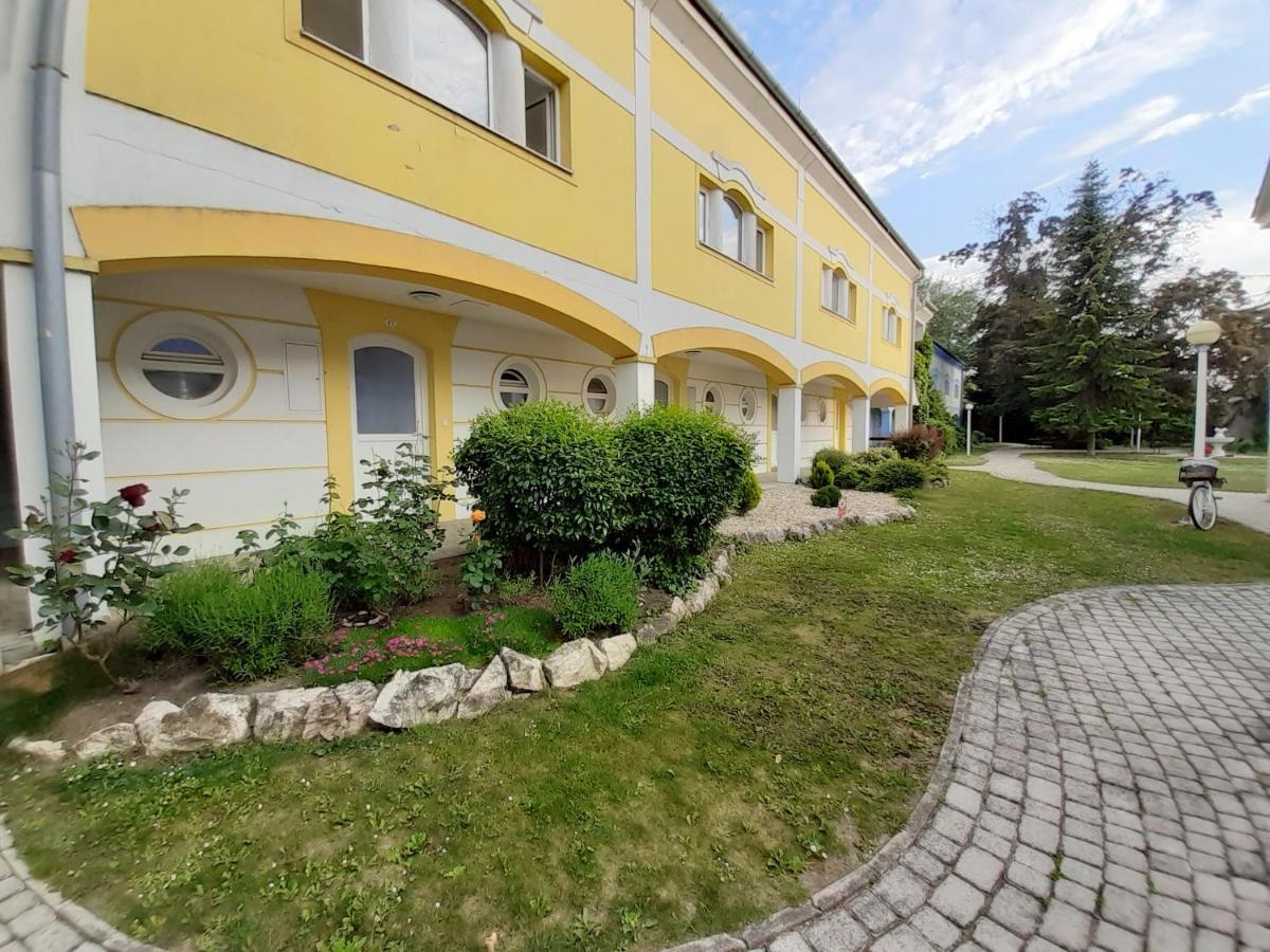 Thermal Garden Mosonmagyaróvár Zewnętrze zdjęcie